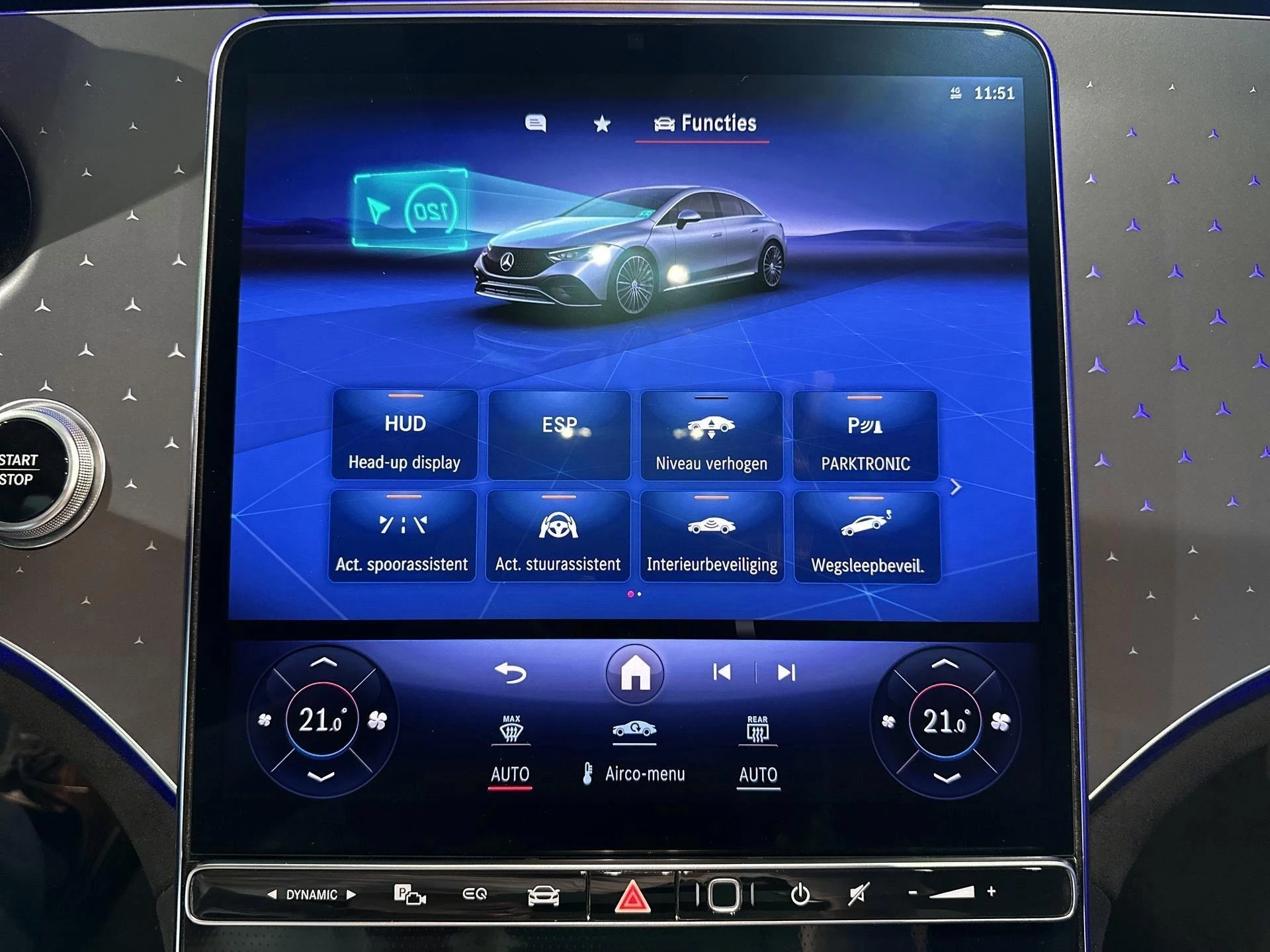 Mercedes-Benz-EQE-image-16