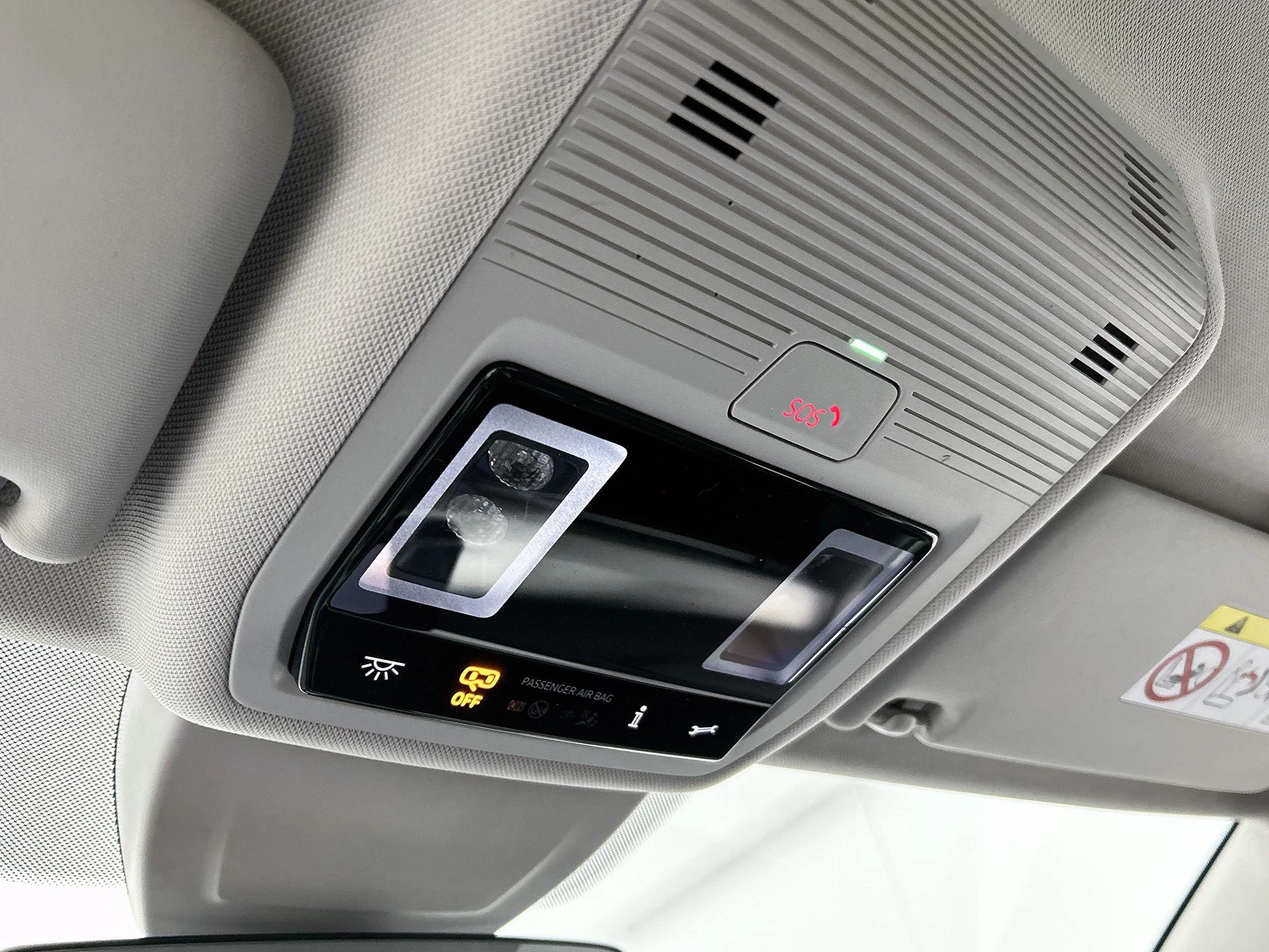 Volkswagen-Golf-image-9