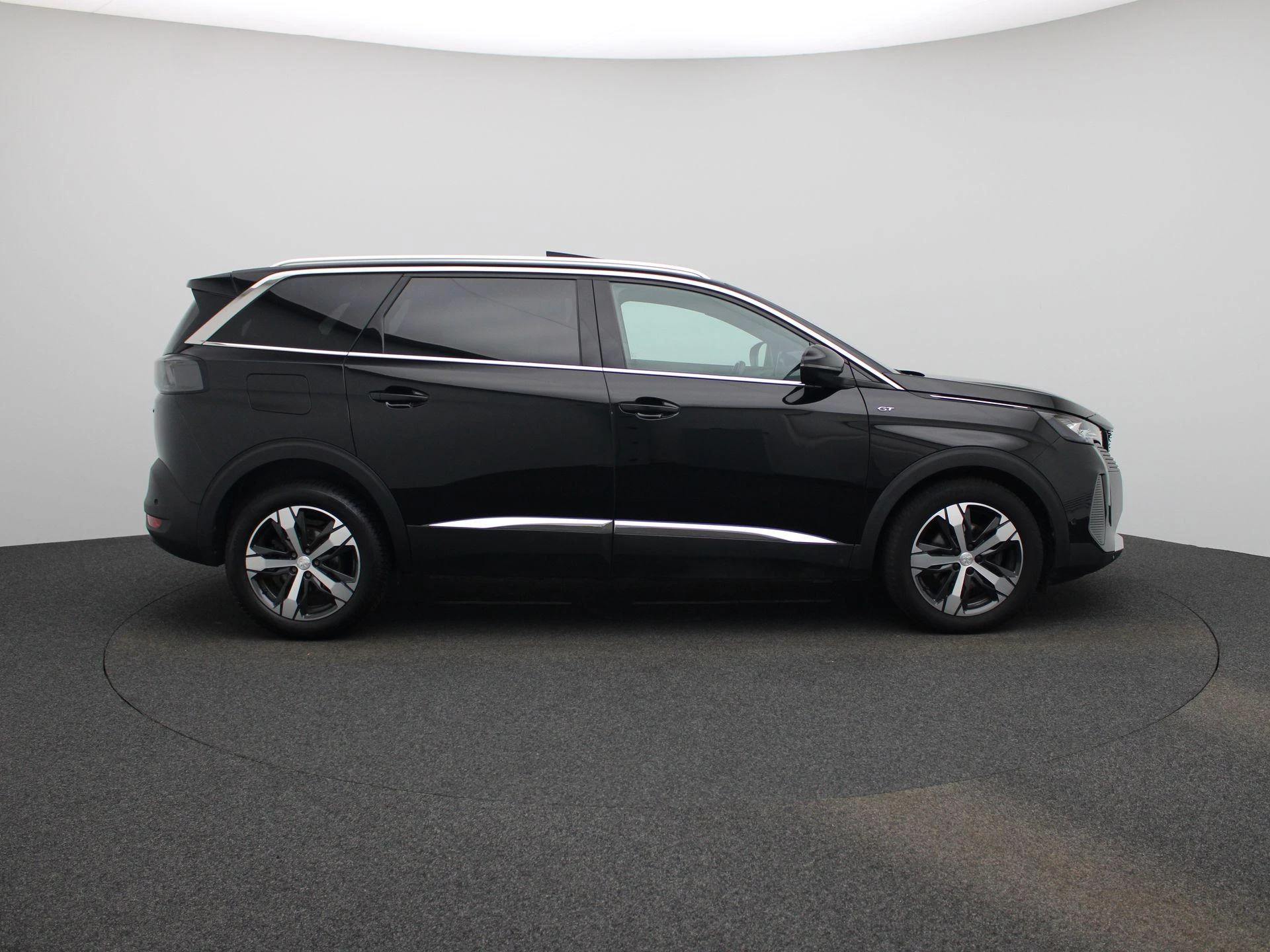 Peugeot-5008-image-5