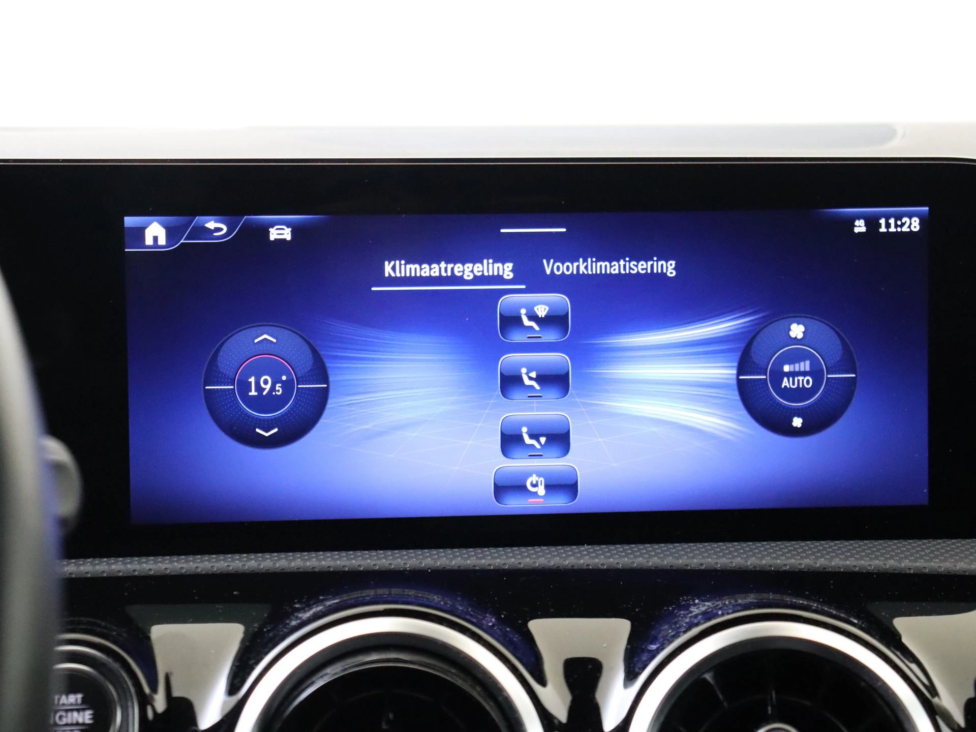 Mercedes-Benz-A-Klasse-image-18