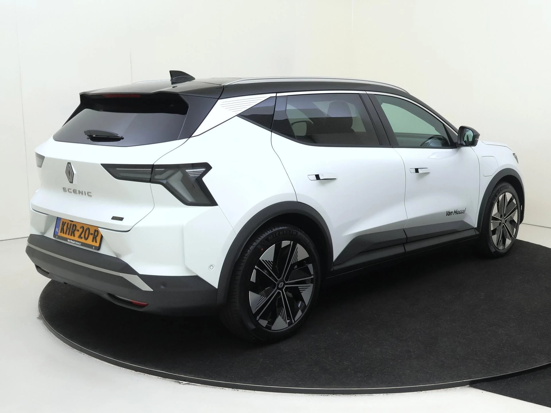 Renault-Scénic-image-7