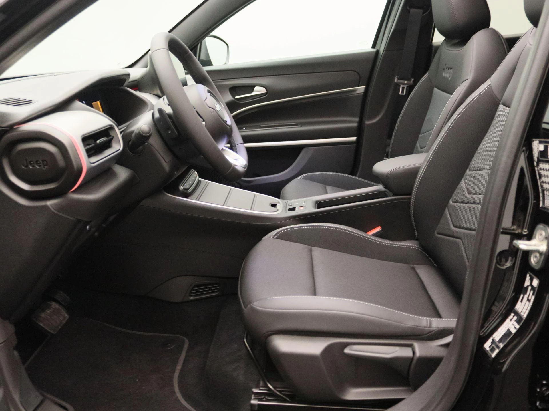 Jeep Avenger 1.2 e-Hybrid Summit