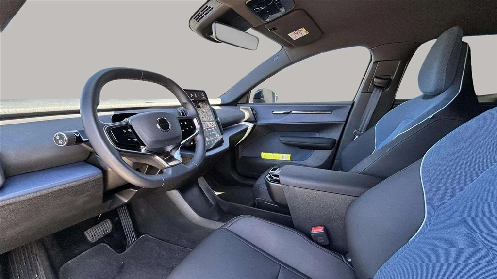 Volvo-EX30-image-9