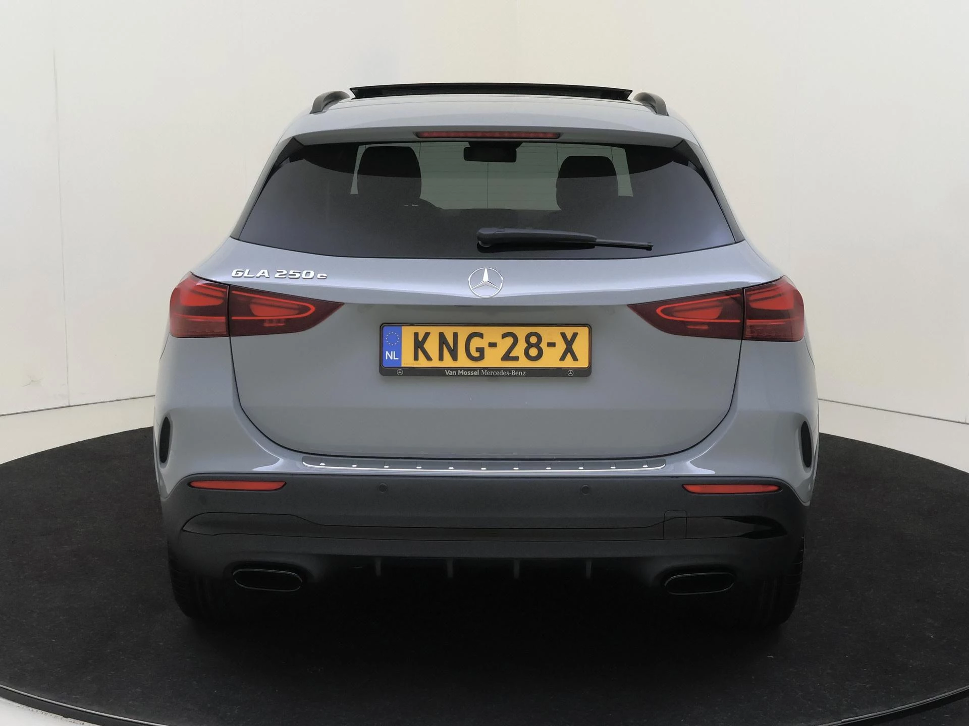 Mercedes-Benz GLA 250 e Business Solution AMG