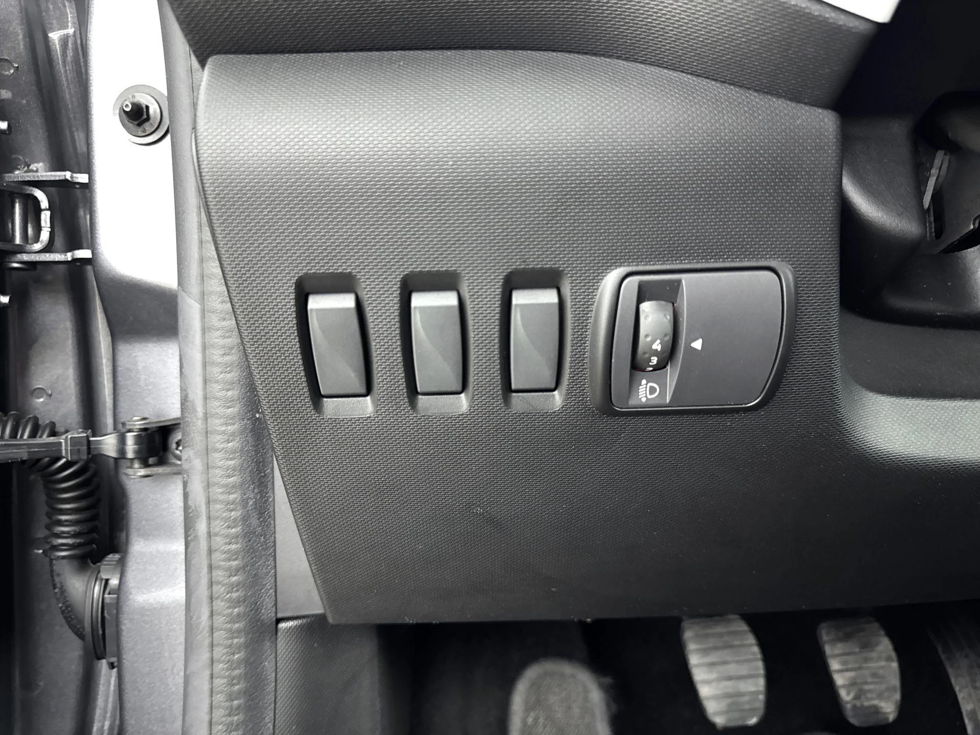 Renault-Twingo-image-18