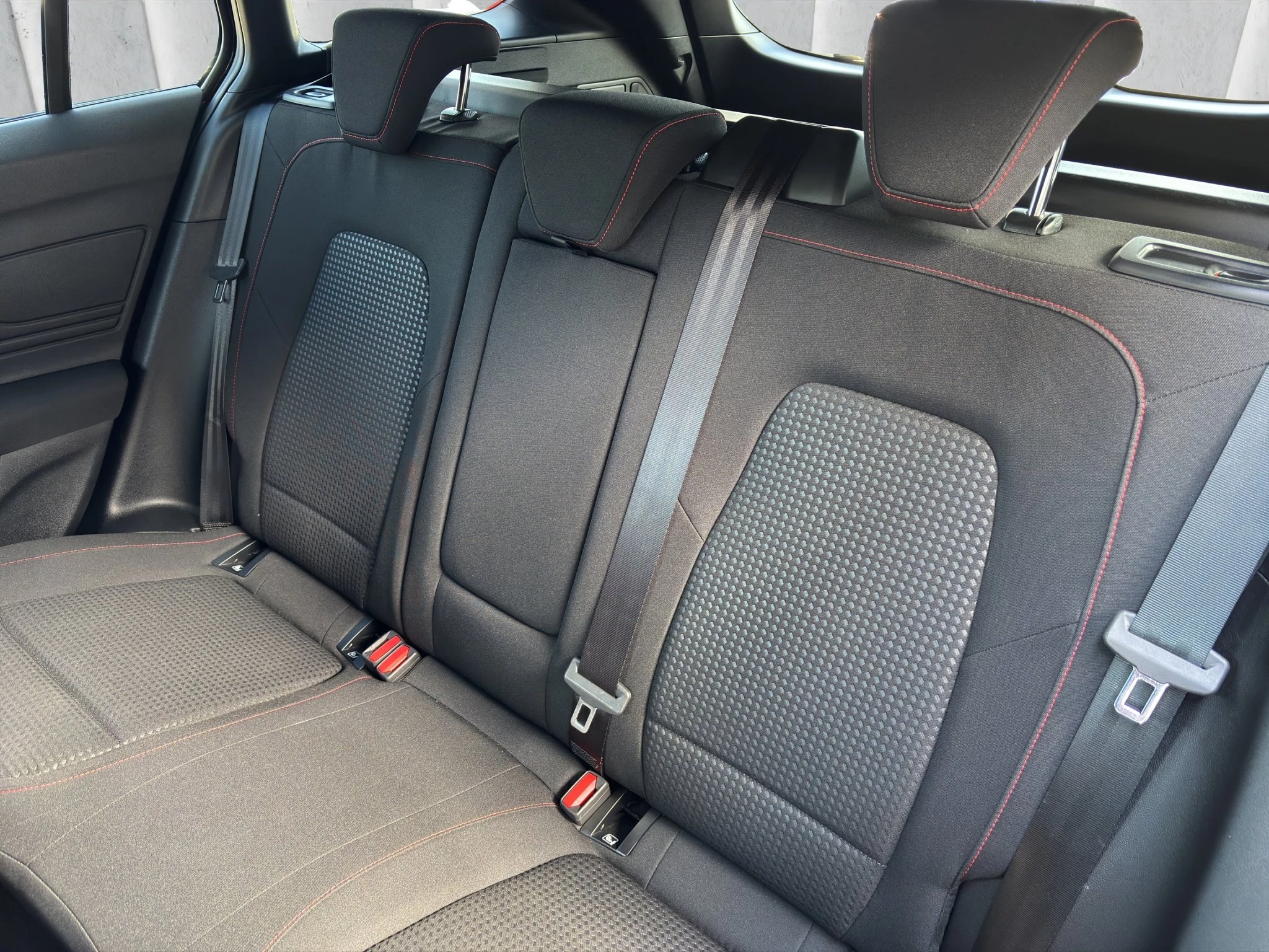 Ford Focus ST-Line X Turnier Aut.*AHK*ACC*HUD*KAM*NAVI*WINTER-PKT.