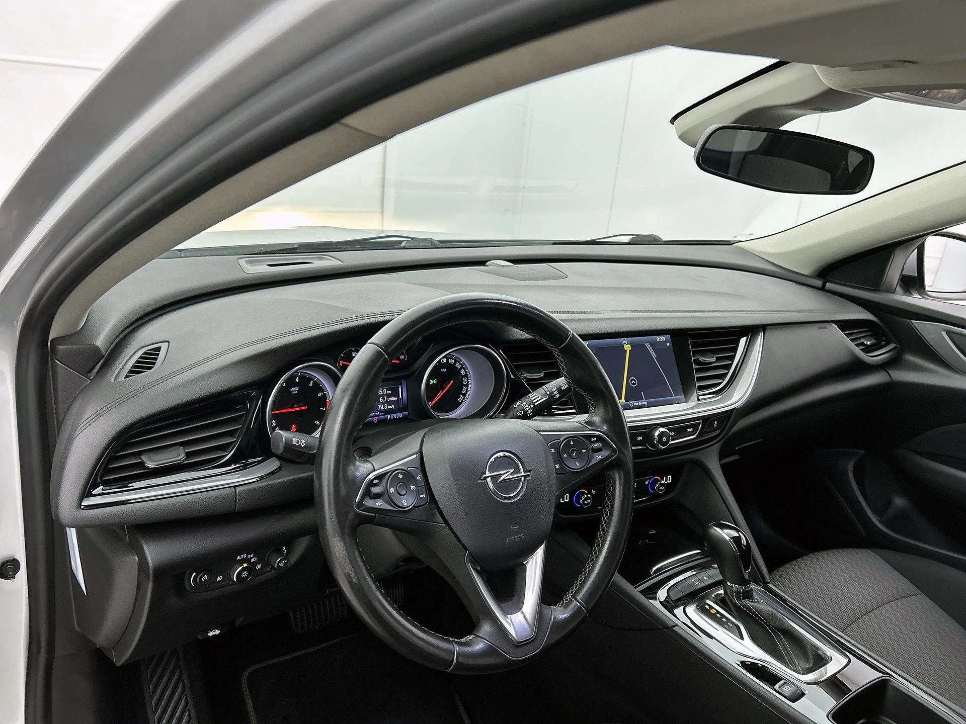 Opel-Insignia-image-8