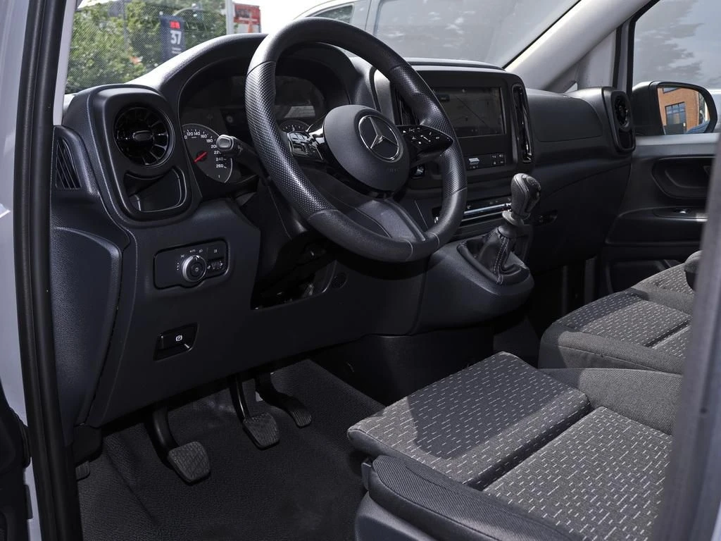Mercedes-Benz-Vito 116-image-7