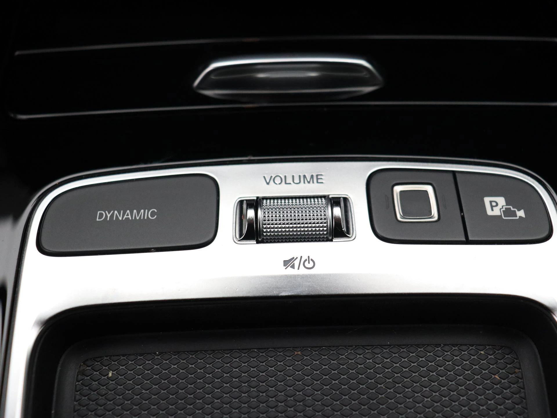 Mercedes-Benz-A-Klasse-image-8