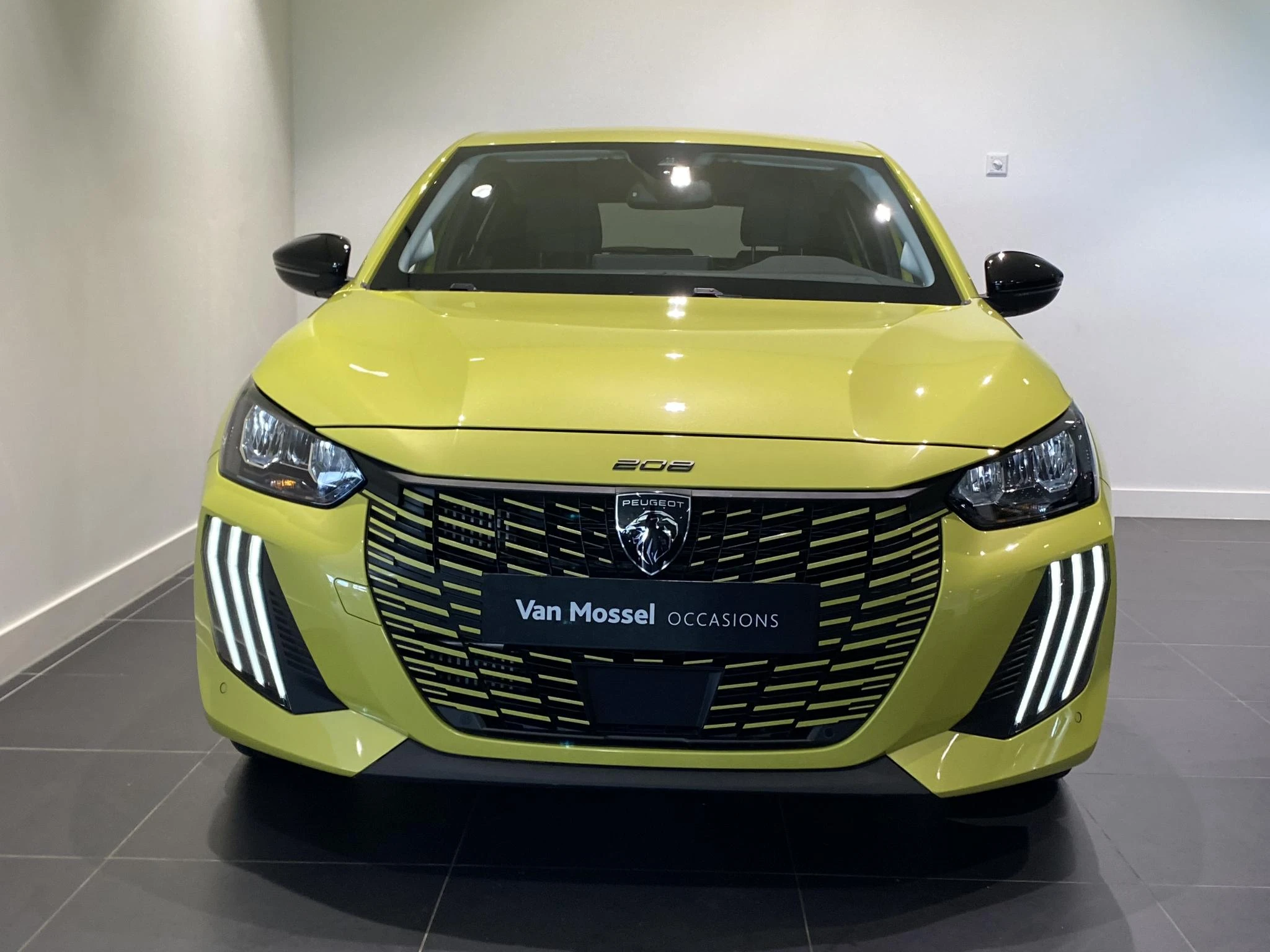 Peugeot-208-image-2