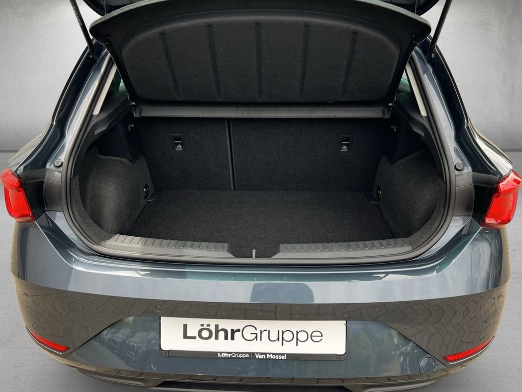 SEAT Leon 2.0 TDI DSG Style *Navi*LED*AHK*