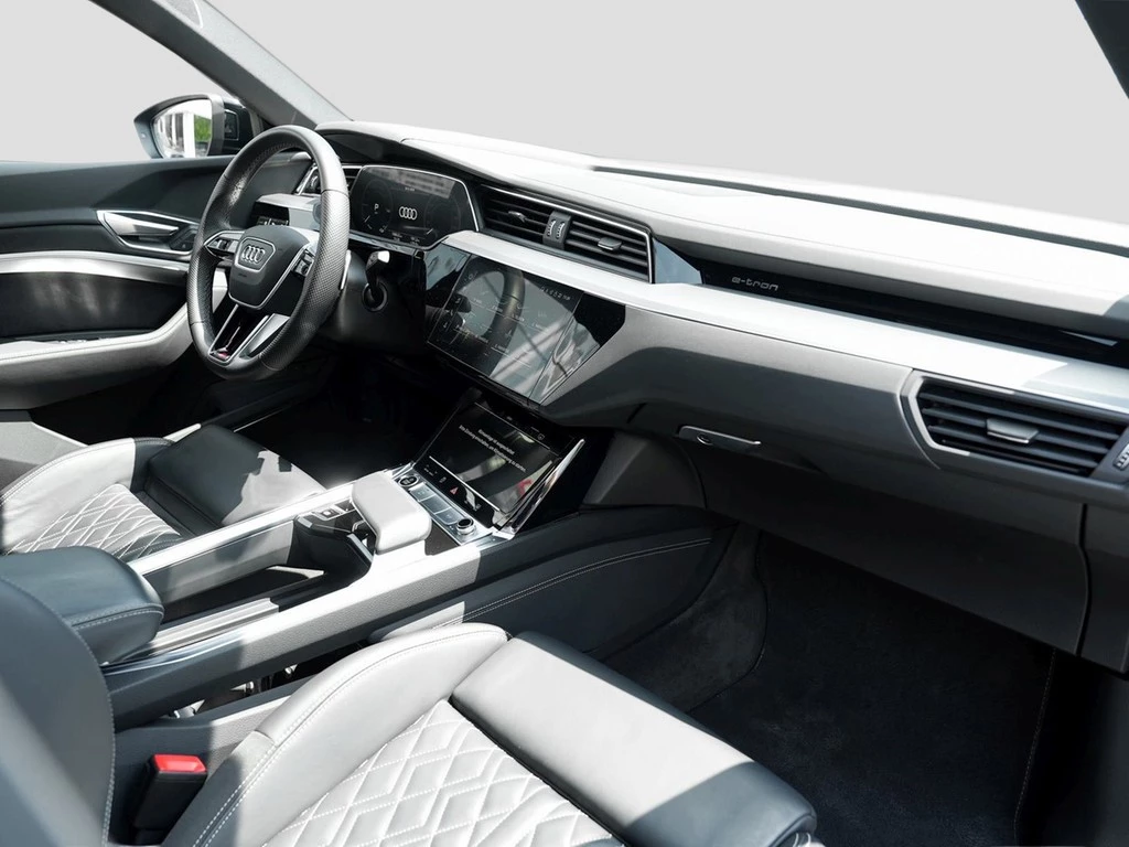 Audi-e-tron-image-6