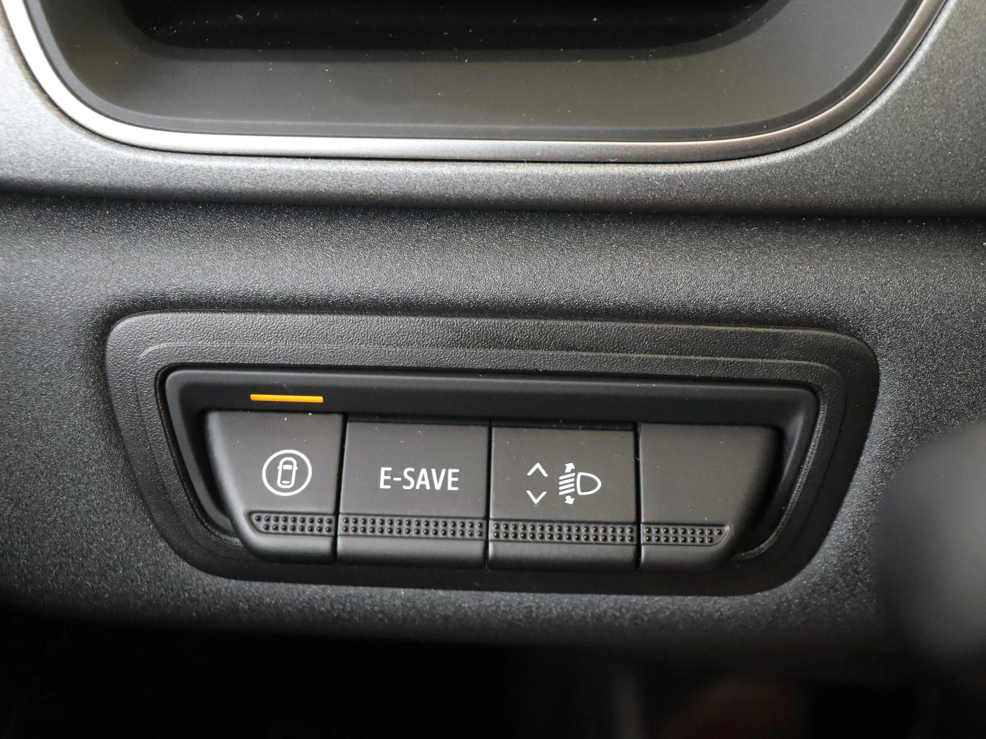 Renault-Captur-image-24