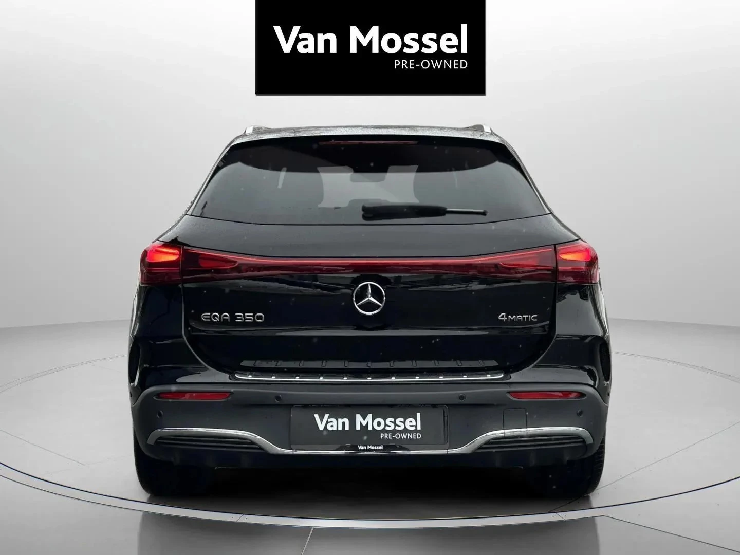 Mercedes-Benz-EQA-image-5