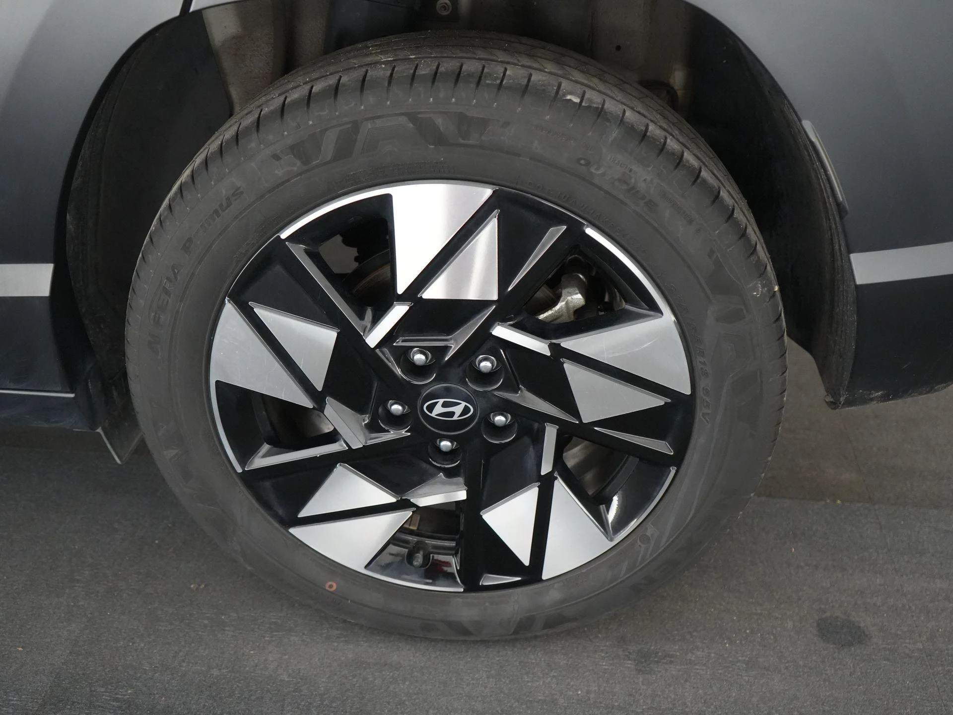 Hyundai-Kona-image-13