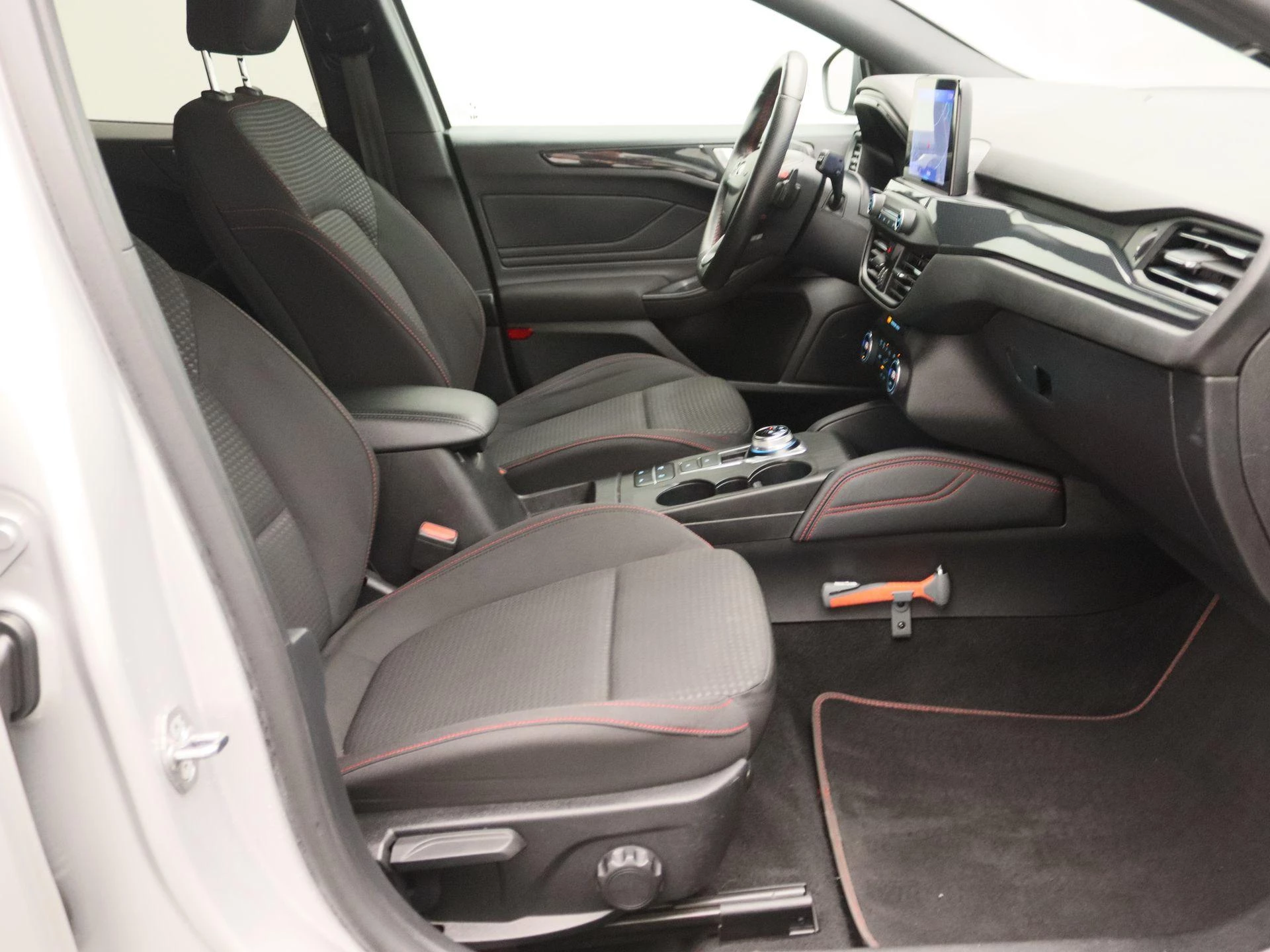 Ford Focus Wagon 1.5 EcoBoost ST Line X Business