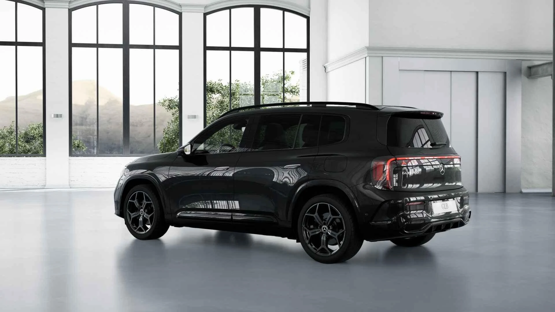 Mercedes-Benz-GLB-image-2
