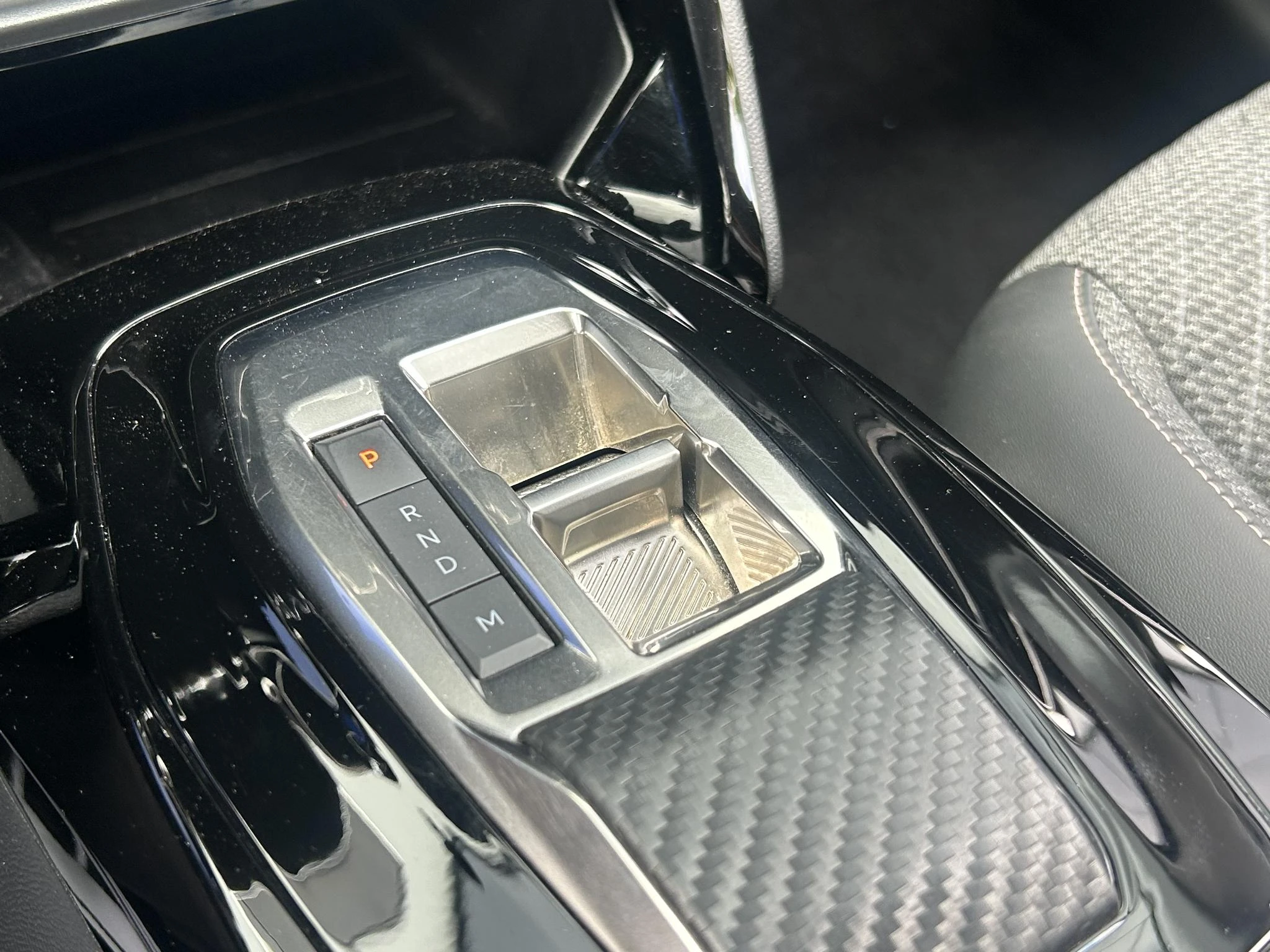 Peugeot-208-image-17