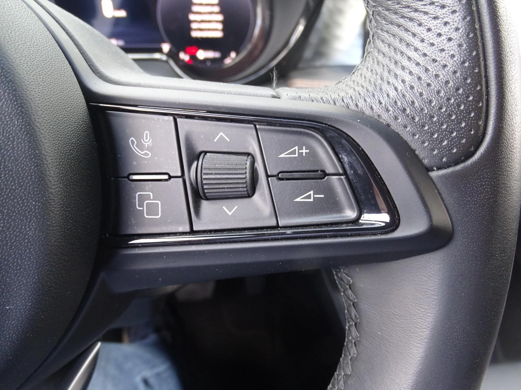 Alfa Romeo Tonale 1.3 T280 PHEV Q4 Ti