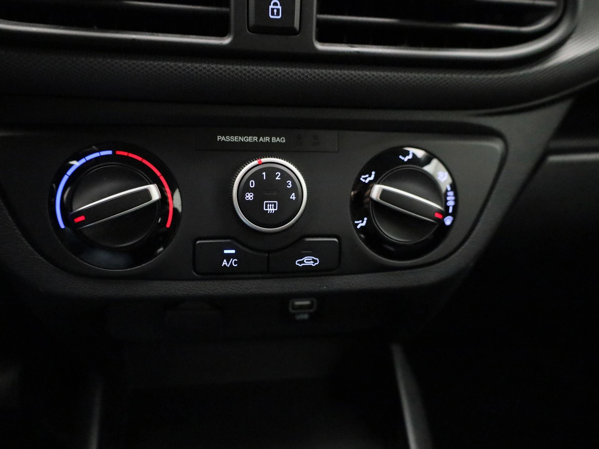 Hyundai-i10-image-18