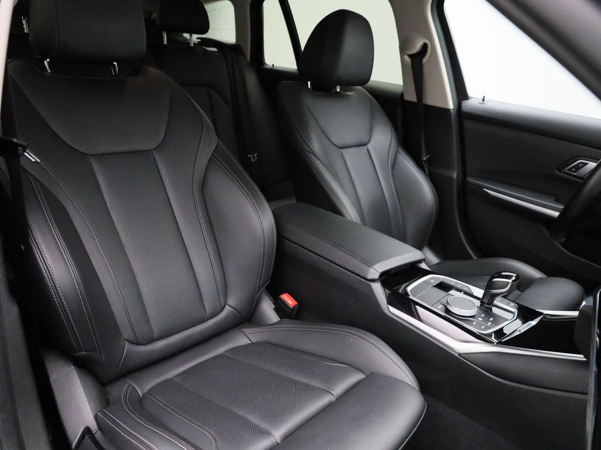 BMW-3 Serie-image-37