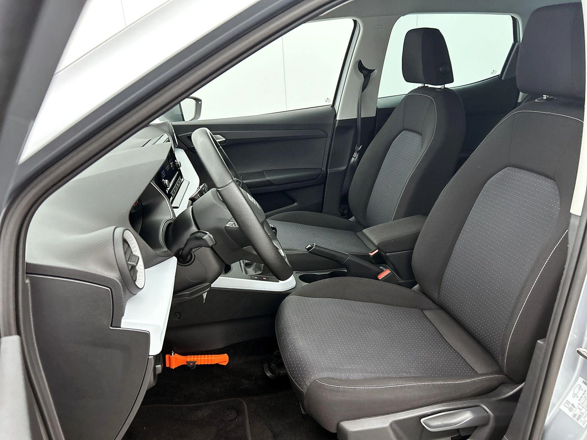 SEAT-Arona-image-31