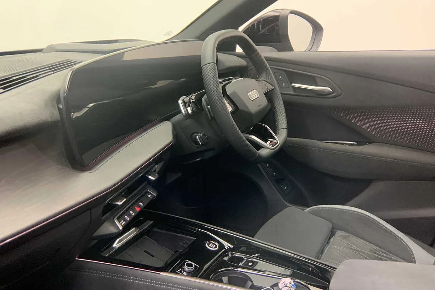 Audi-Q3-image-1