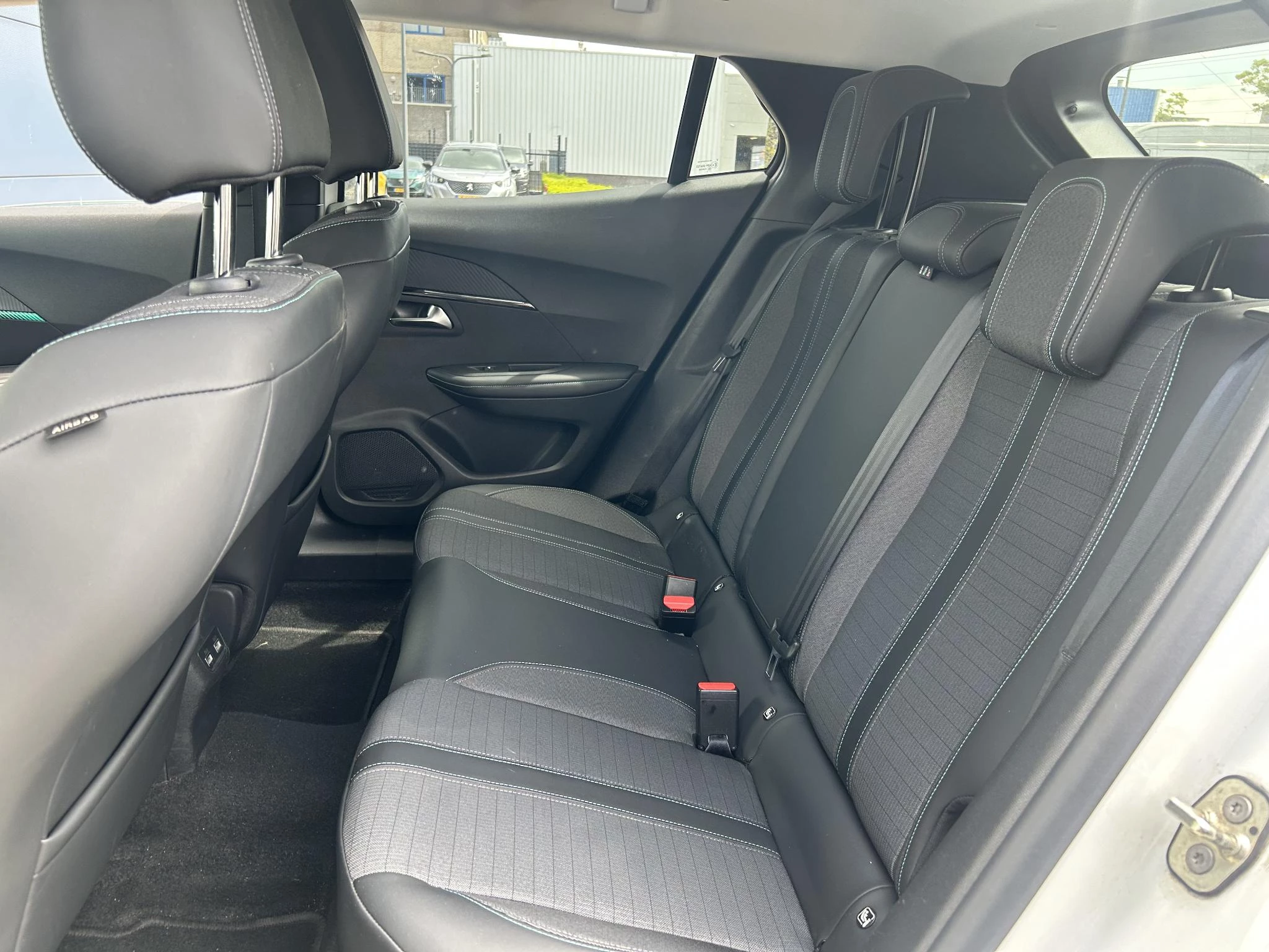 Peugeot-2008-image-19
