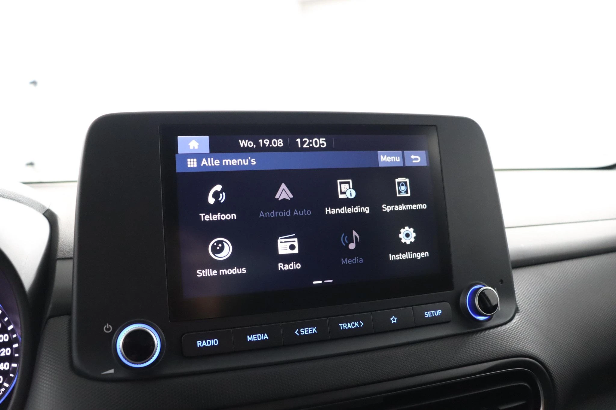 Hyundai-Kona-image-37