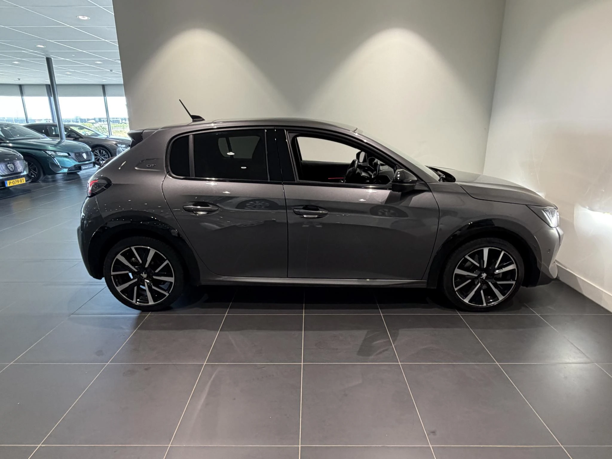 Peugeot-208-image-6