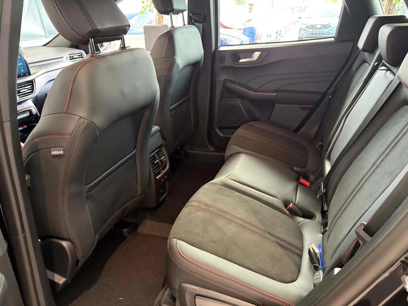 Ford-Kuga-image-11