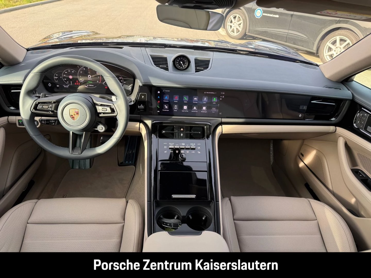 Porsche-Panamera-image-25