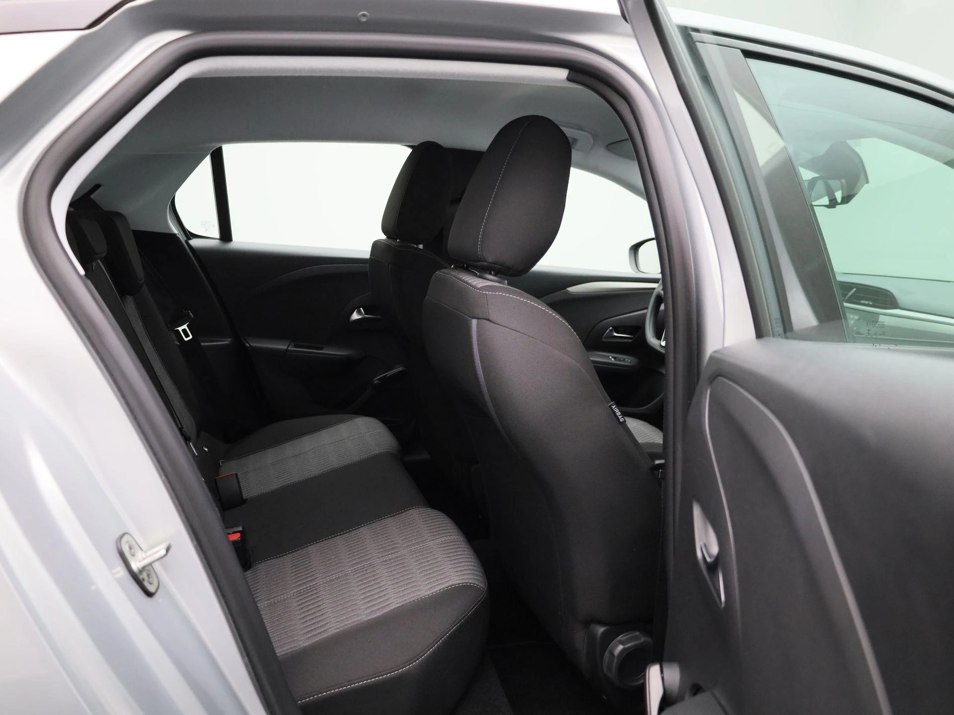Opel-Corsa-image-31