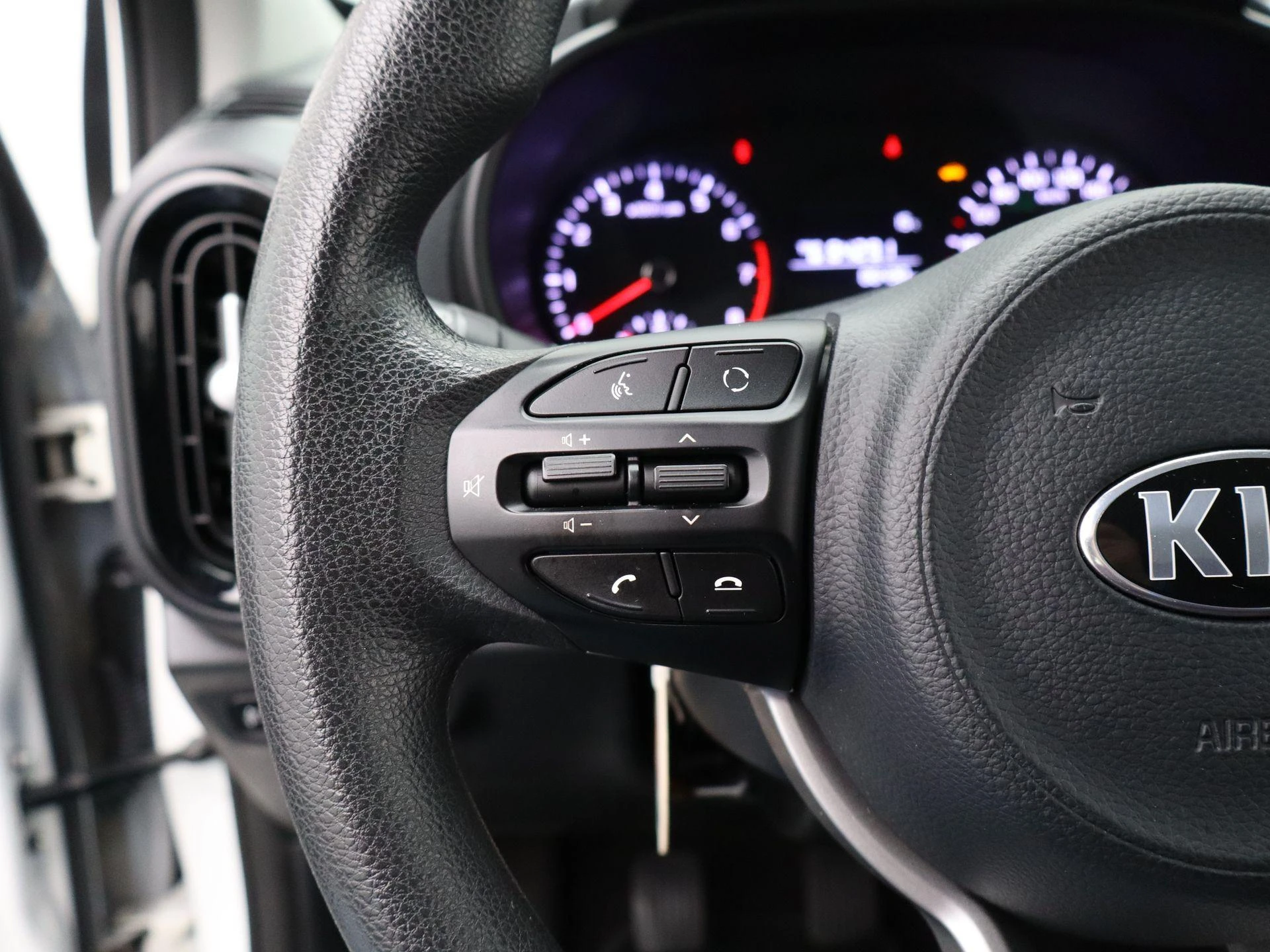 Kia-Picanto-image-17