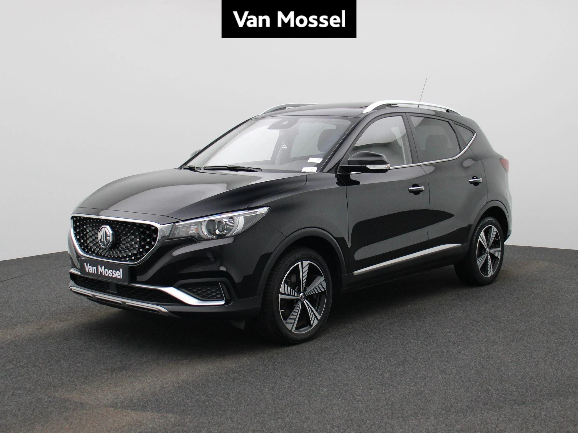 MG-ZS EV-image-0