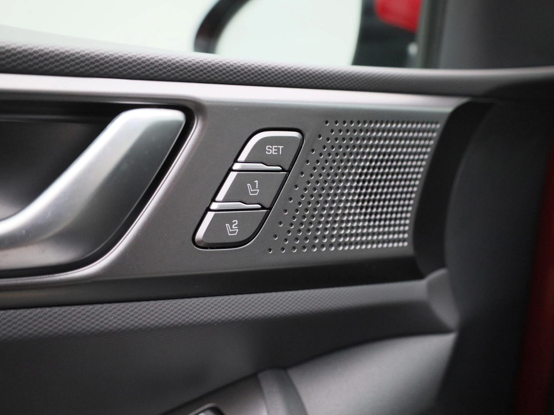 Hyundai-IONIQ-image-25