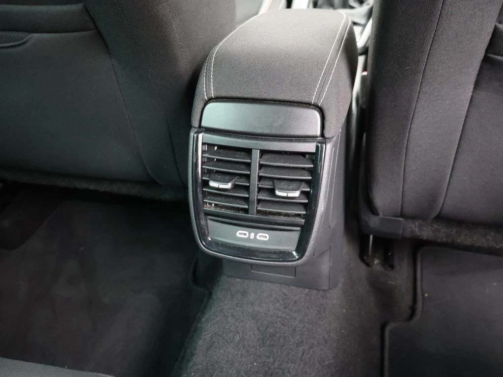 Škoda Kamiq Kamiq 1.0TSI 116PK *AUTOMAAT*VIRTUAL COCKPIT*CRUISE*PDC*APP-CONNECT*...*