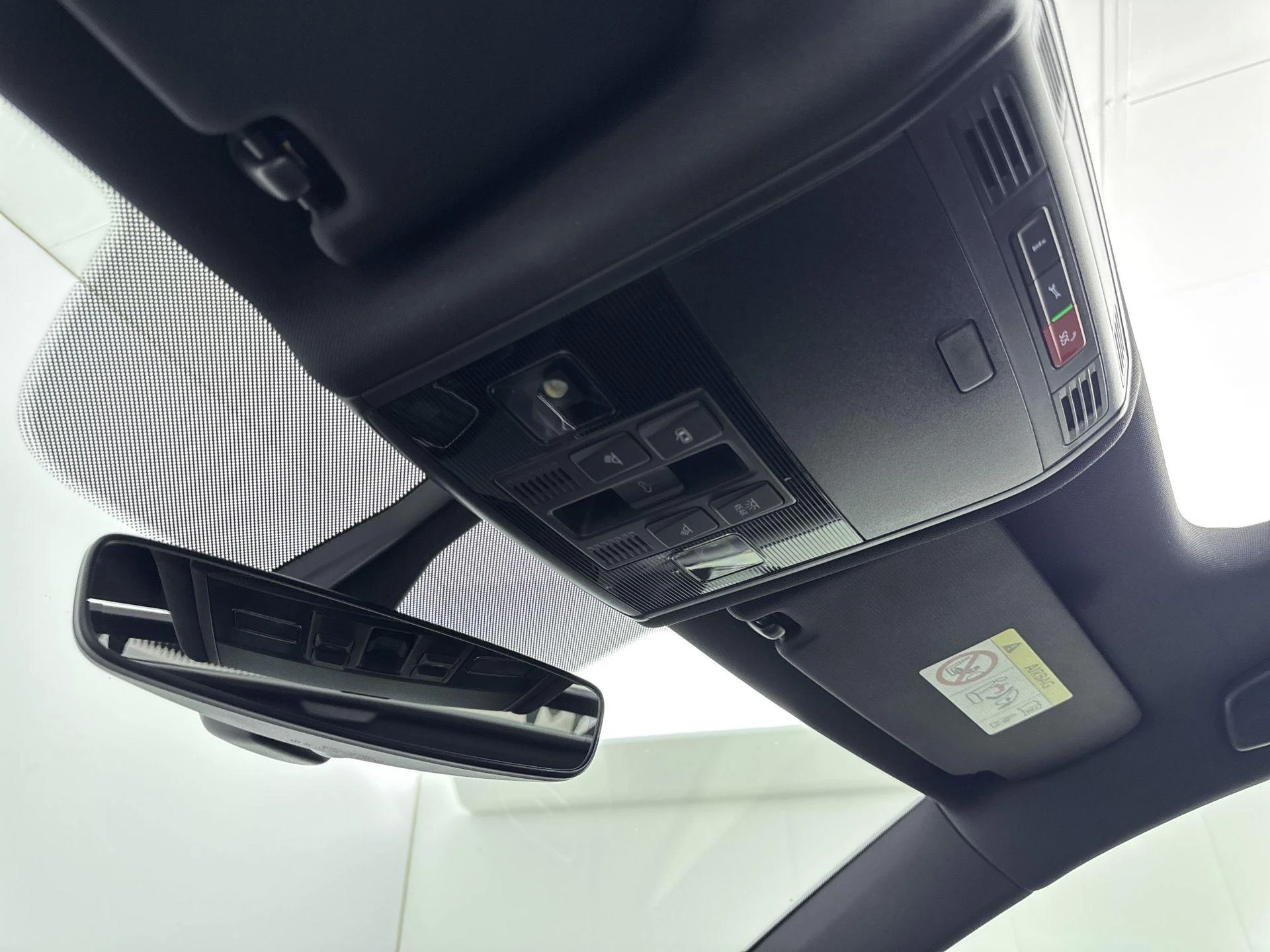 Volkswagen-Golf-image-9