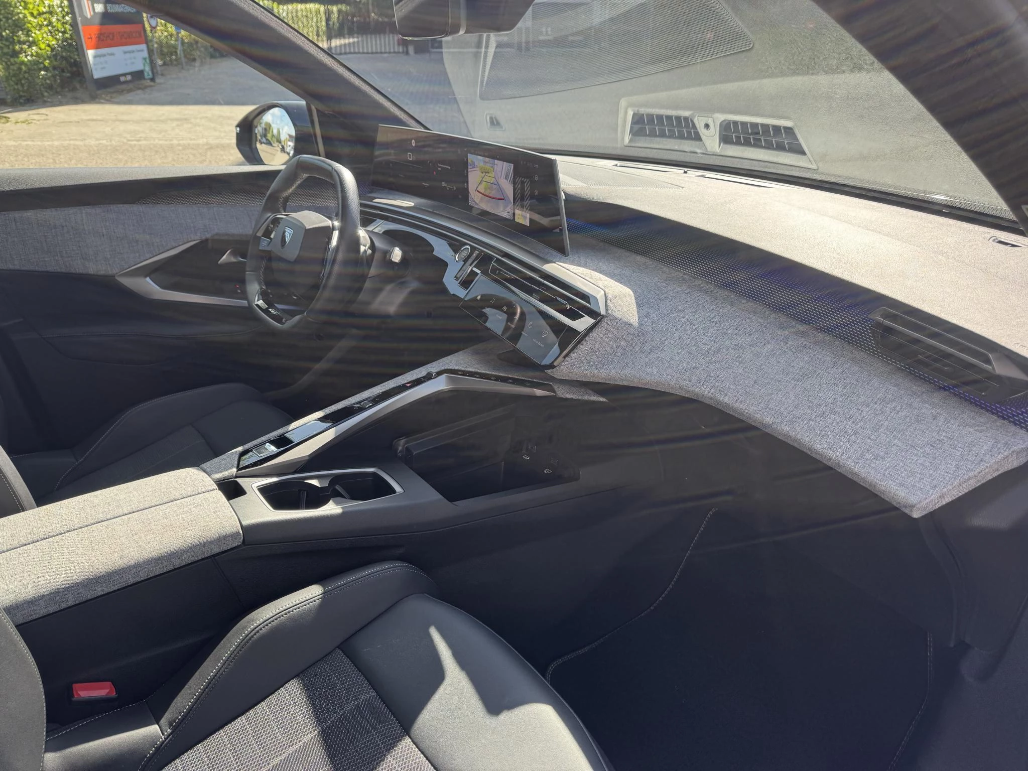 Peugeot-5008-image-16