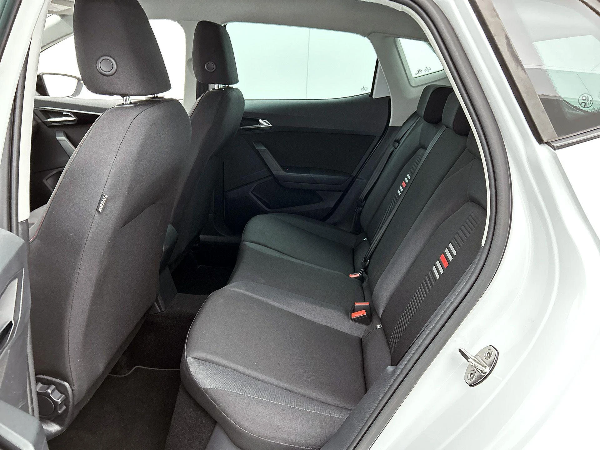 SEAT-Ibiza-image-25