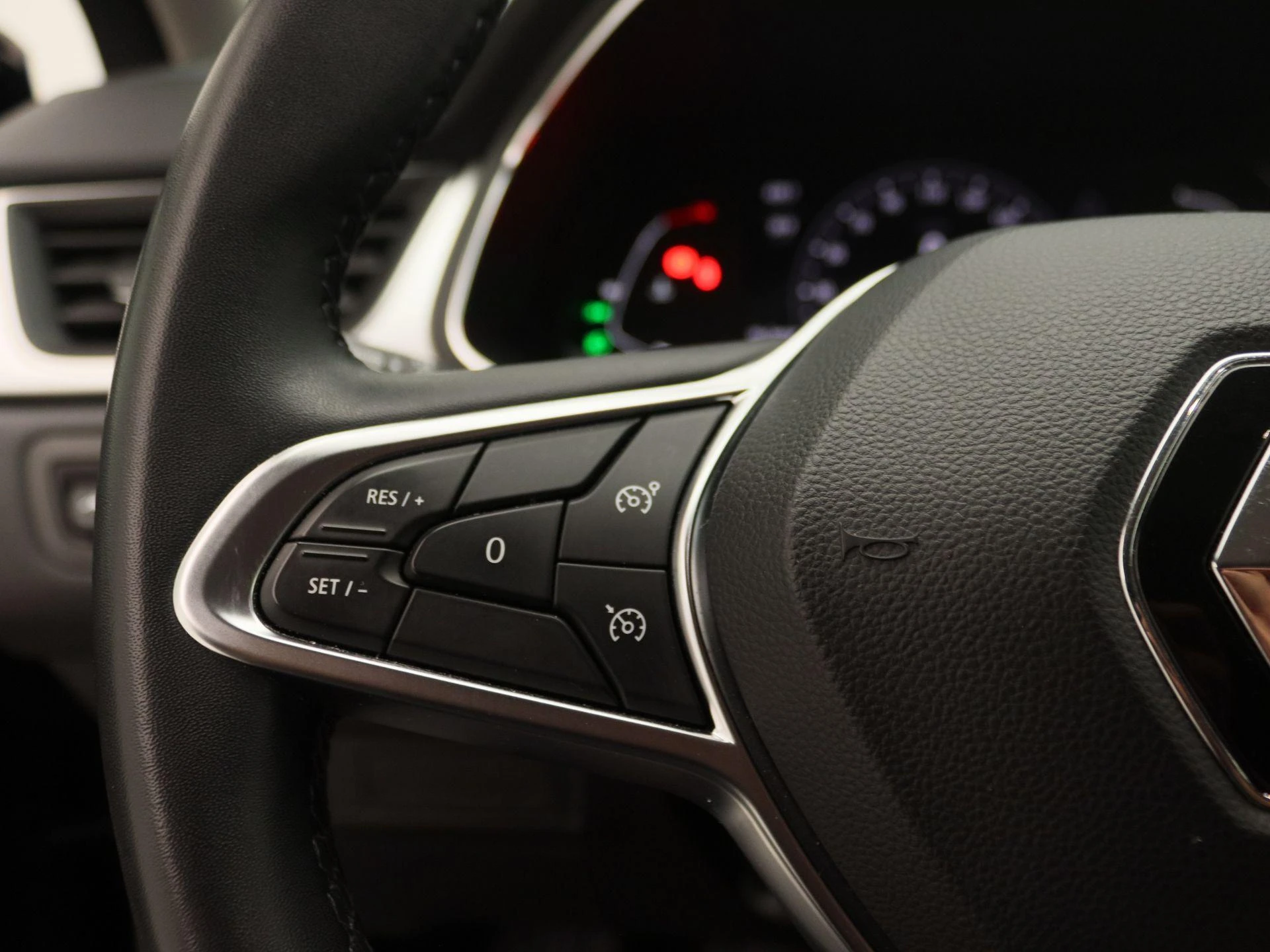 Renault-Captur-image-18