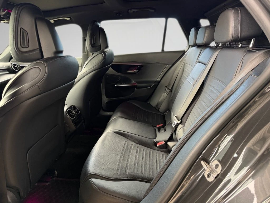 Mercedes-Benz-C-Klasse 220-image-9