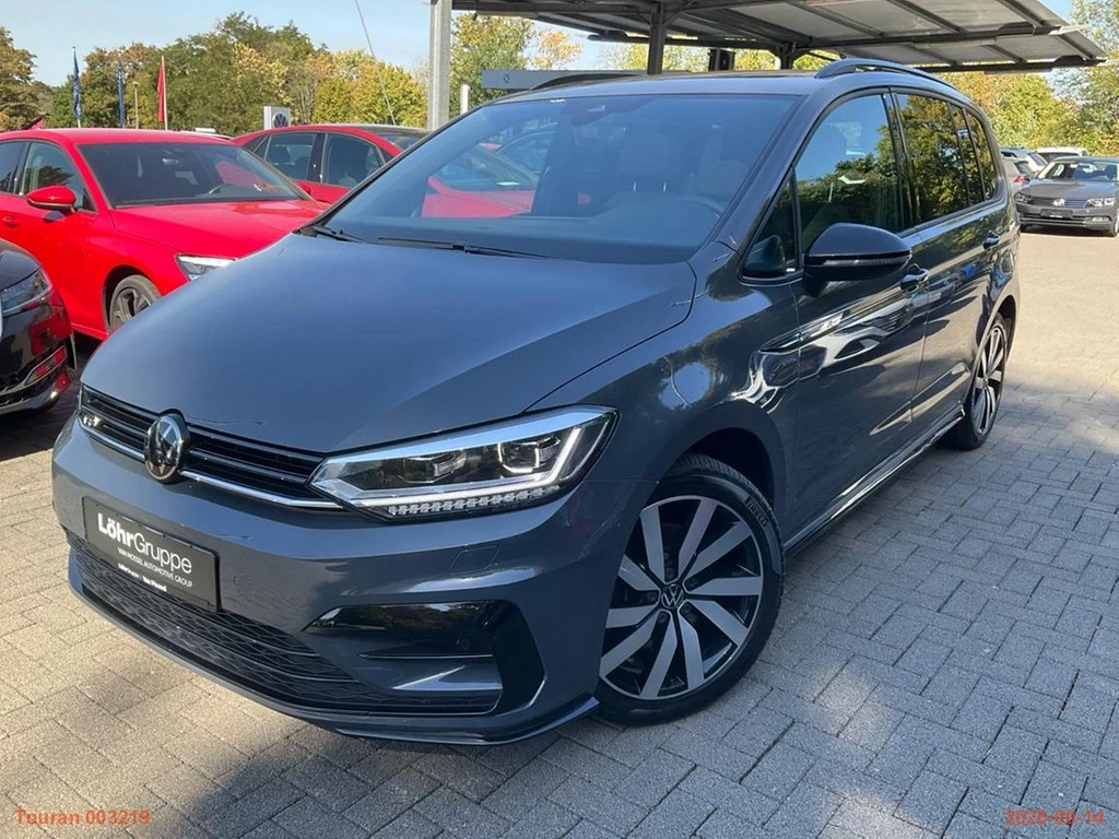 Volkswagen-Touran-image-17