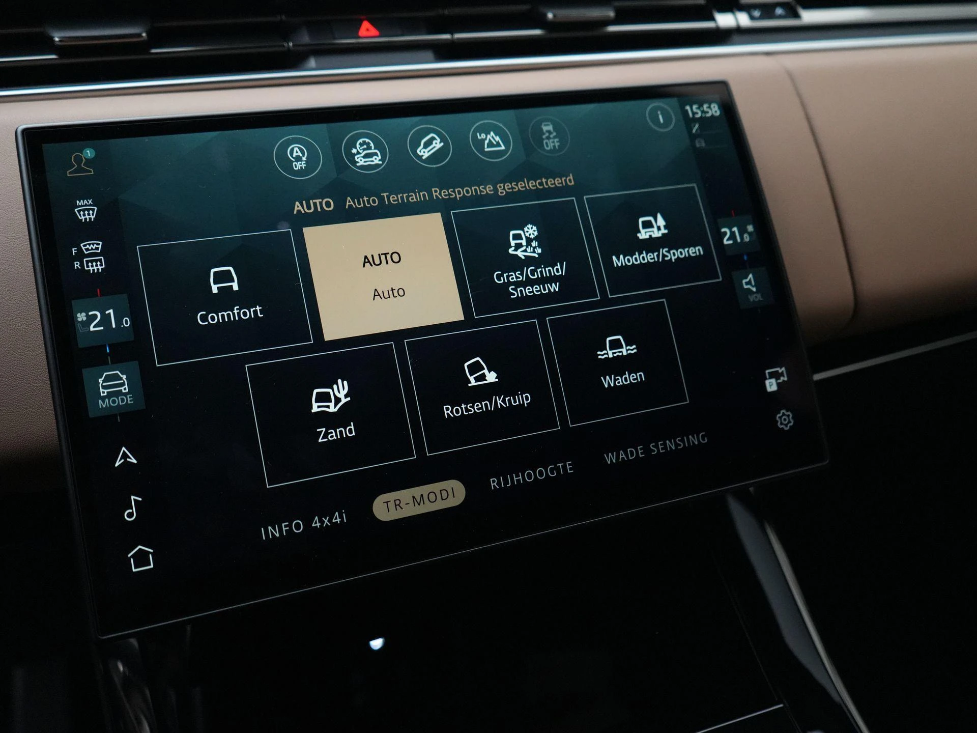 Land Rover-Range Rover Sport-image-34