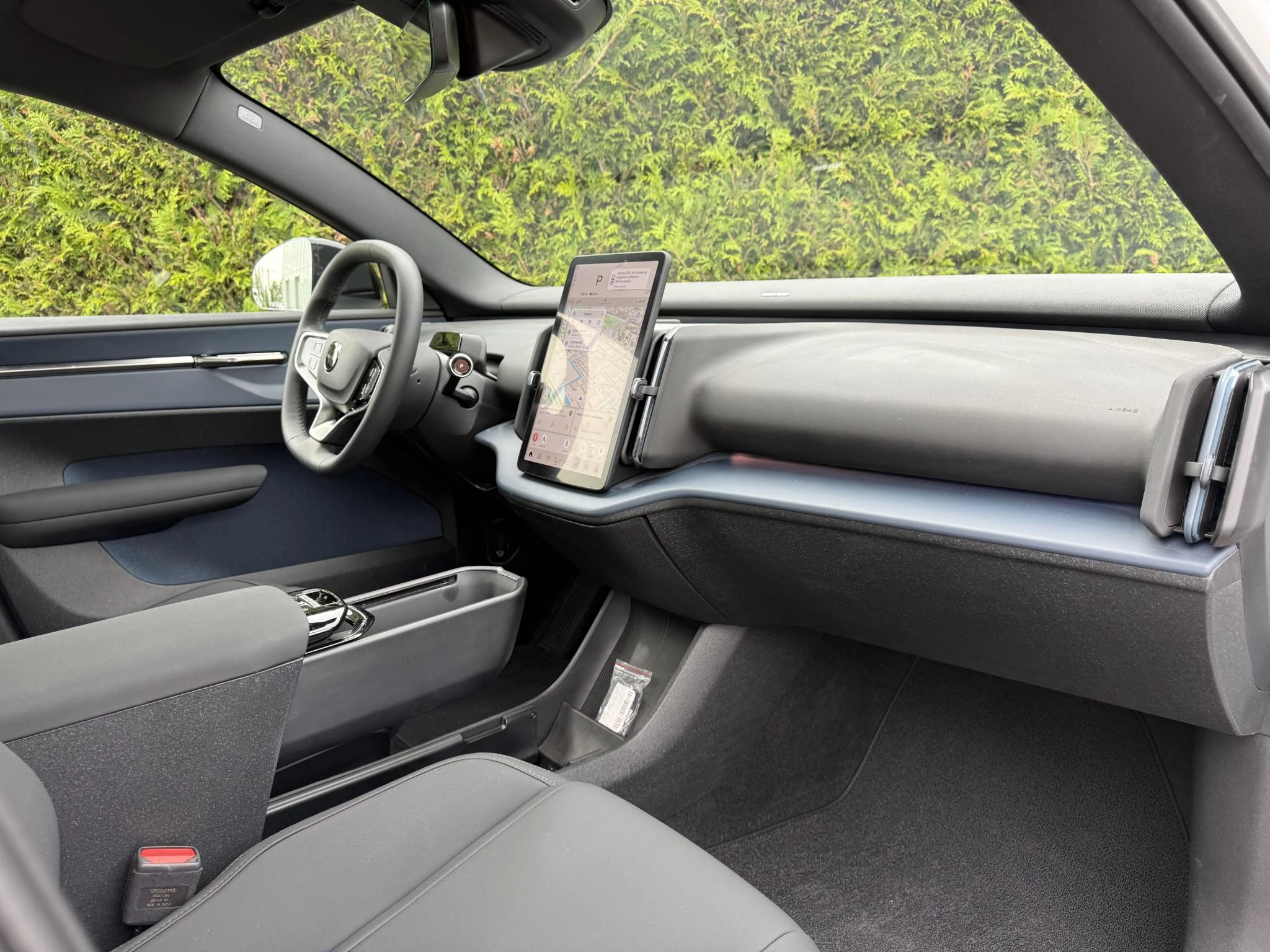 Volvo EX30 Cross Country P8 AWD Ultra 69 kWh
