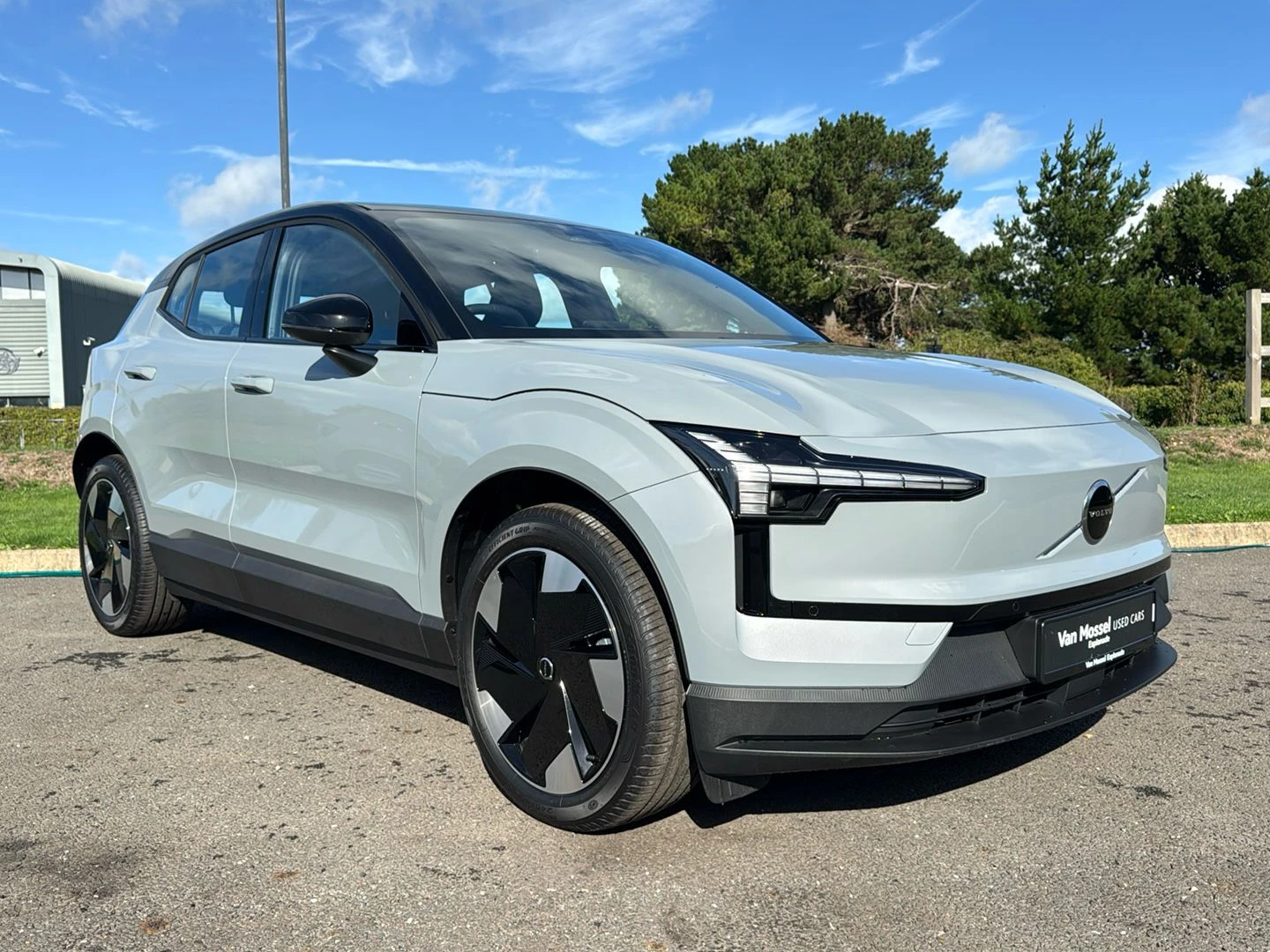 Volvo-EX30-image-17