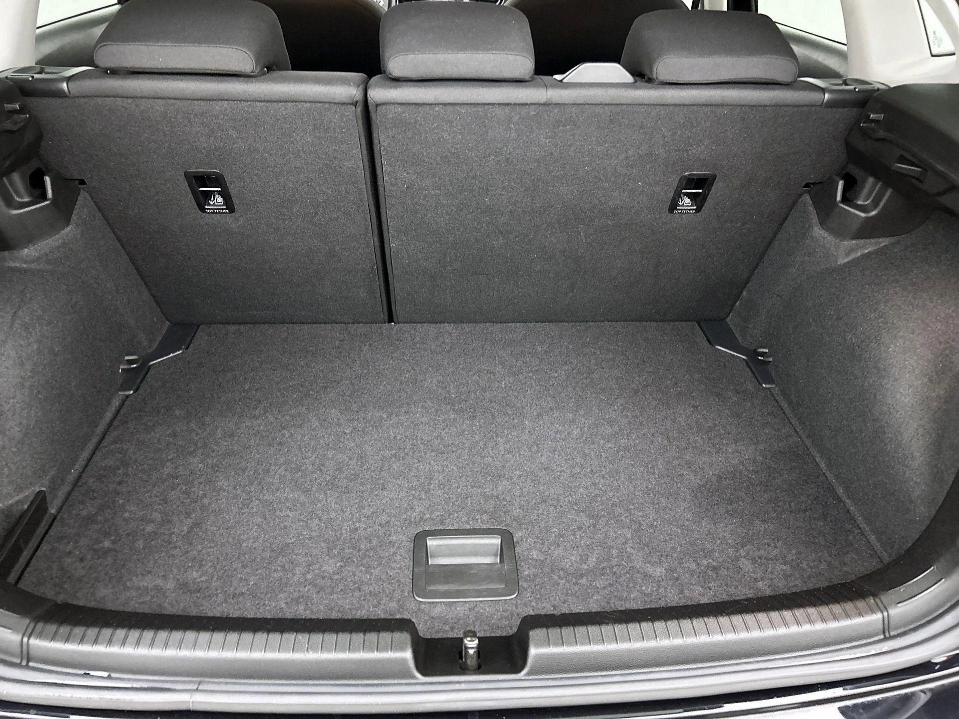 Volkswagen-Polo-image-22