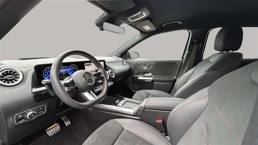 Mercedes-Benz-EQA-image-9