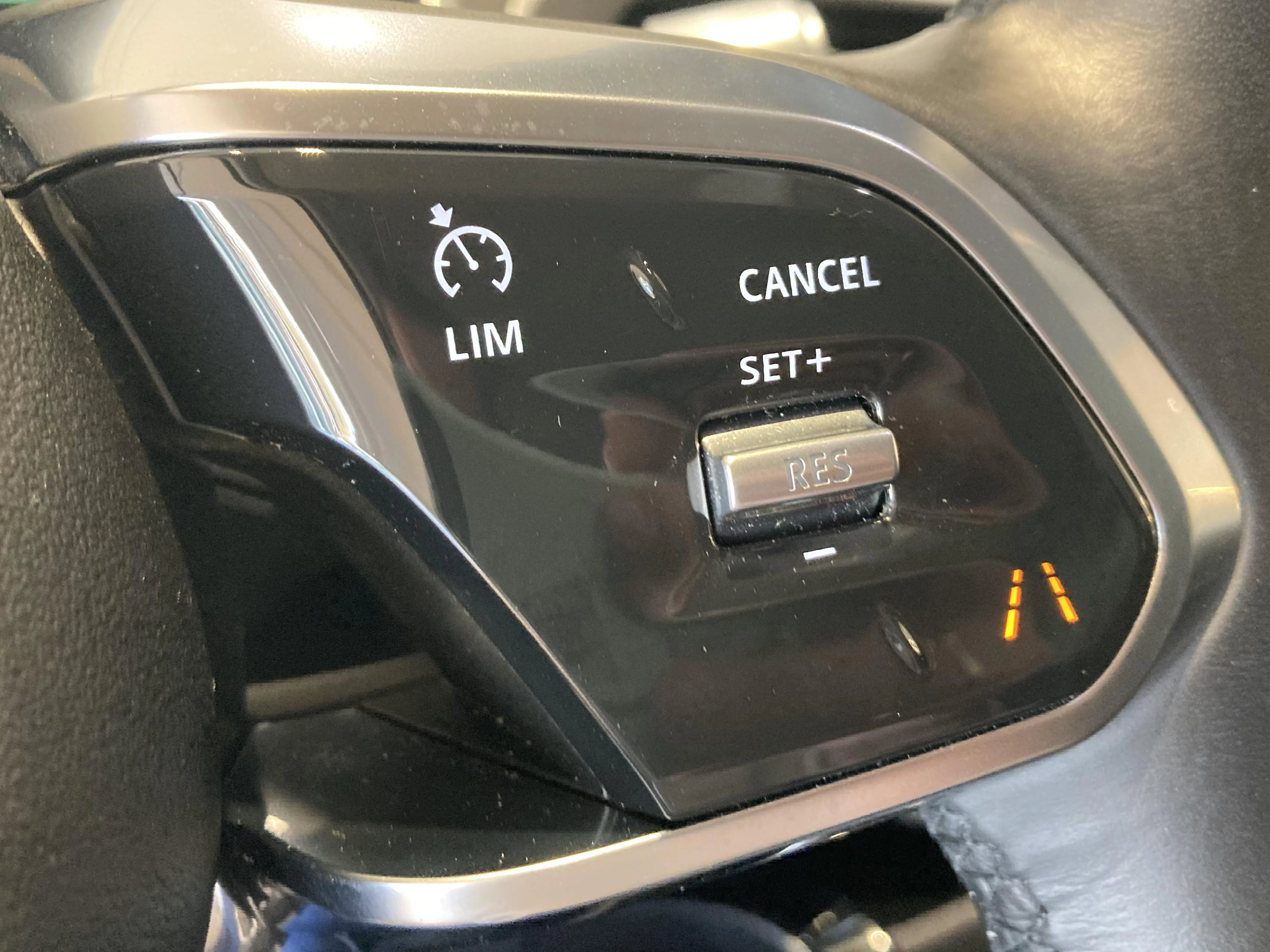 Jaguar-I-PACE-image-17