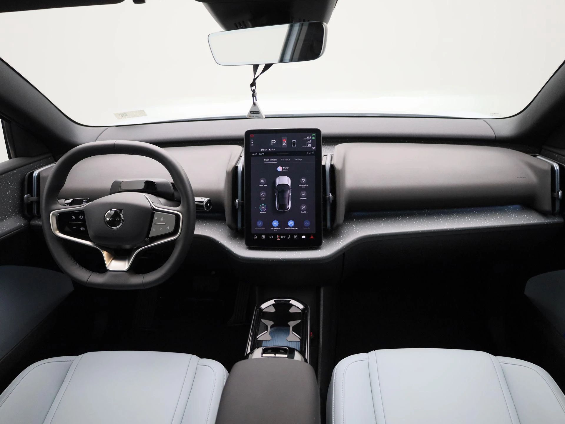 Volvo-EX30-image-38